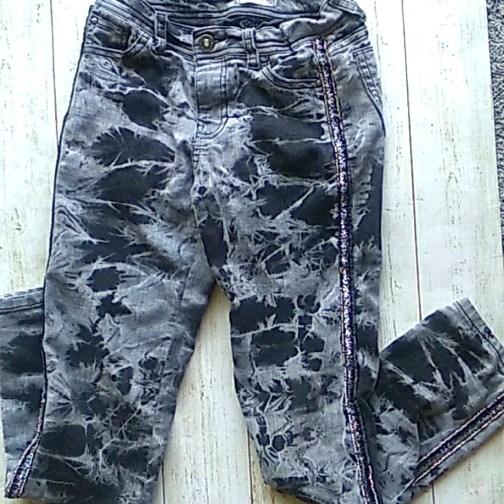 Jordache tie dye bleached jeans